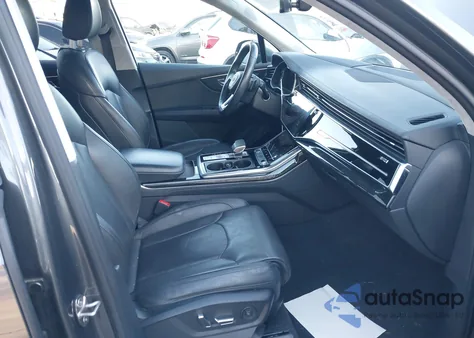 2021 Audi Q7 Prestige 55 Tfsi Quattro Tiptronic z USA, uszkodzony, nr VIN WA1VXBF79MD032133